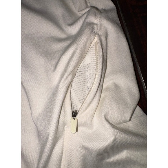 NWOT Nike Swift Dri-Fit Long Sleeve Running Top White Womens Size Medium UPF 40+ - Picture 8 of 9